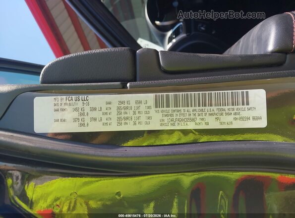 1C4RJFAGXHC655067 2017 JEEP GRAND CHEROKEE Green Widok komory silnika