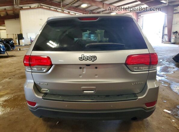 1C4RJFAGXJC200175 2018 JEEP GRAND Silver Հետևի տեսք