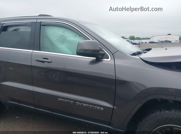1C4RJFAGXKC636610 2019 JEEP GRAND CHEROKEE Gray Rear interior view