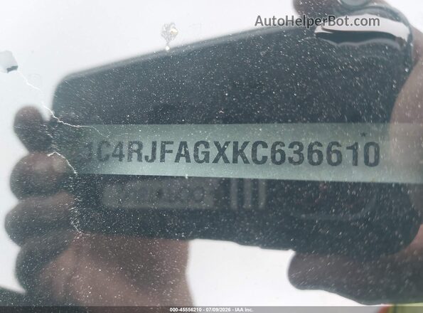 1C4RJFAGXKC636610 2019 JEEP GRAND CHEROKEE Gray Engine compartment view