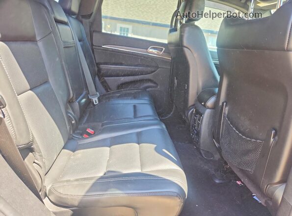 1C4RJFBG0GC305203 2016 JEEP GRAND Silver Rear interior view