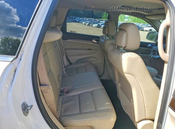 1C4RJFBG0JC484012 2018 JEEP GRAND White Rear interior view