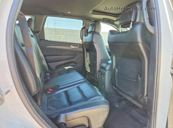 1C4RJFBG1HC862980 2017 JEEP GRAND White Widok wnętrza z tyłu