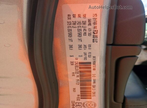 1C4RJFBG1JC417225 2018 JEEP GRAND Серебряный Панорамный вид салона 360°