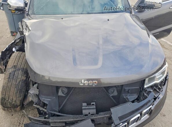 1C4RJFBG1KC642360 2019 JEEP GRAND Gray Vista del compartimento del motor
