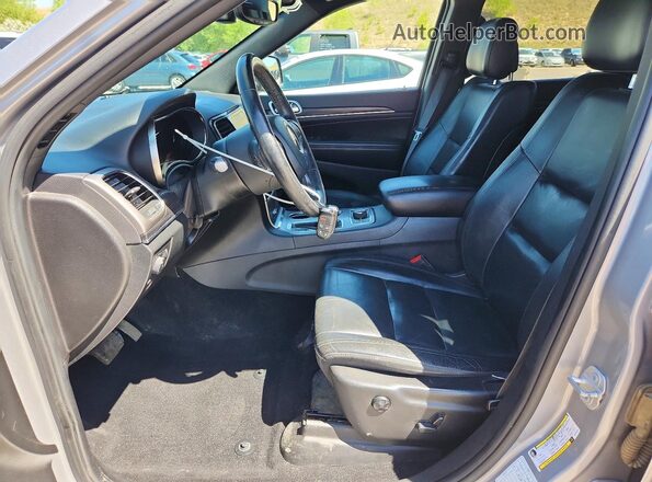 1C4RJFBG1KC745732 2019 JEEP GRAND Серебряный Вид салона спереди