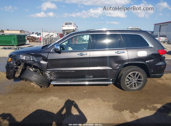 1C4RJFBG2JC136647 2018 JEEP GRAND CHEROKEE Gray 360 interior view
