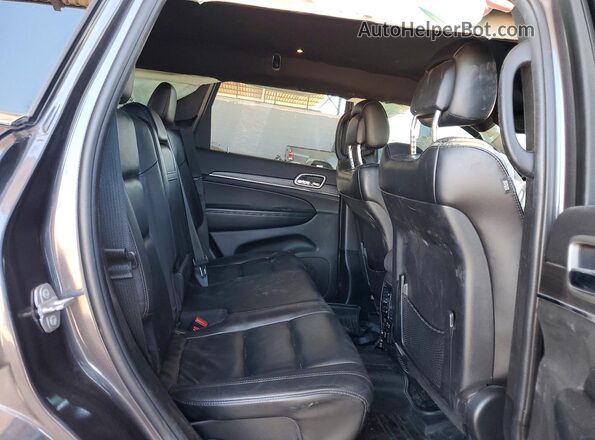1C4RJFBG2JC478731 2018 JEEP GRAND Gray Vista interior trasera