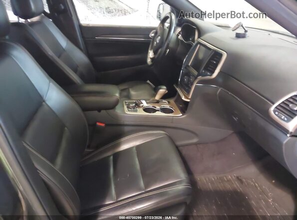 1C4RJFBG3HC679791 2017 JEEP GRAND CHEROKEE Серый Вид салона спереди