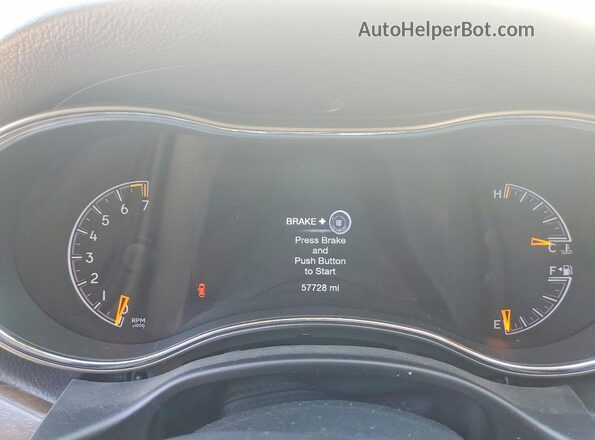 1C4RJFBG3JC399665 2018 JEEP GRAND White Սարքավորումների վահանակի տեսք