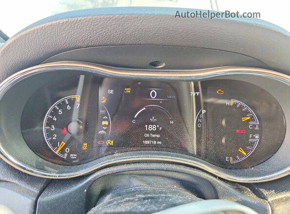 1C4RJFBG4GC495135 2016 JEEP GRAND Black Սարքավորումների վահանակի տեսք