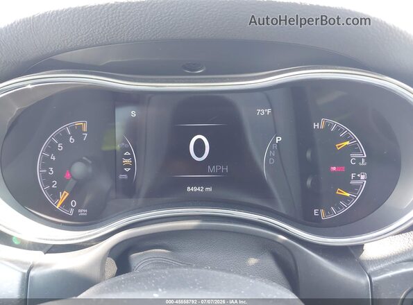 1C4RJFBG5JC458621 2018 JEEP GRAND CHEROKEE White Widok tylnych siedzeń