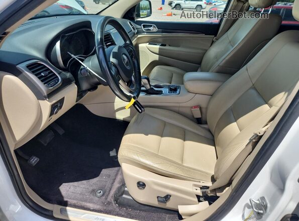1C4RJFBG5KC610883 2019 JEEP GRAND Белый Вид салона спереди
