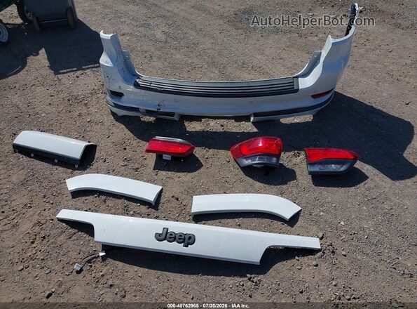 1C4RJFBG6LC143796 2020 JEEP GRAND CHEROKEE White Instrument cluster view