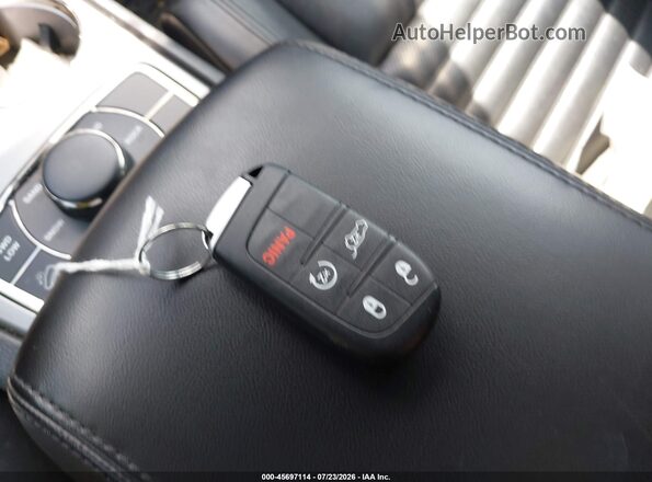 1C4RJFBG6LC440812 2020 JEEP GRAND CHEROKEE Black Вид панелі приладів