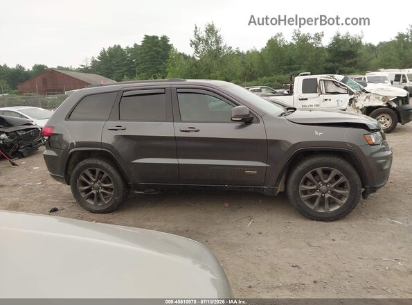 1C4RJFBG7GC429307 2016 JEEP GRAND CHEROKEE Gray Widok wnętrza z tyłu