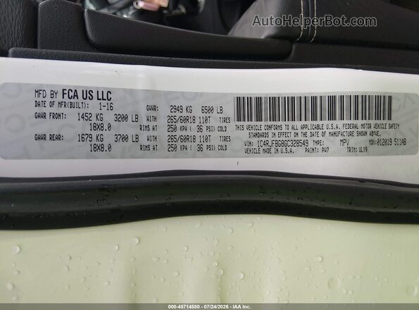 1C4RJFBG8GC328549 2016 JEEP GRAND CHEROKEE White Engine compartment view
