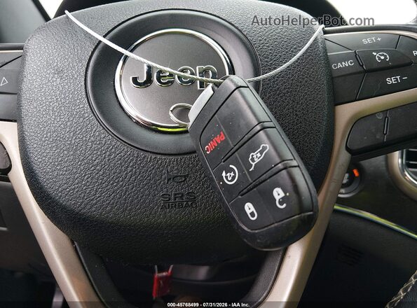 1C4RJFBG8HC605380 2017 JEEP GRAND CHEROKEE Коричневый Вид панели приборов