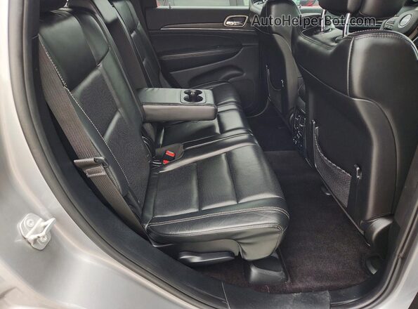 1C4RJFBG8HC899220 2017 JEEP GRAND Серебряный Вид задних сидений