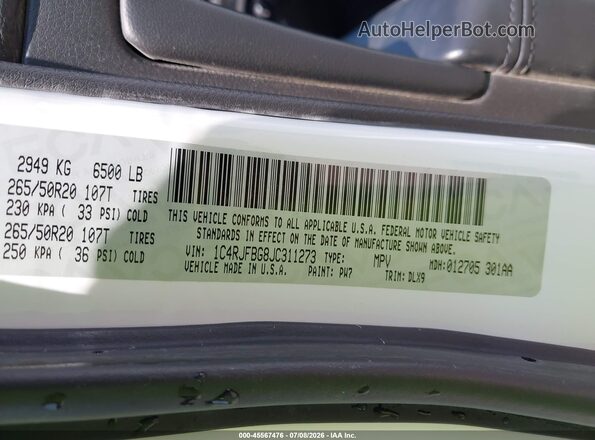 1C4RJFBG8JC311273 2018 JEEP GRAND CHEROKEE White Widok komory silnika