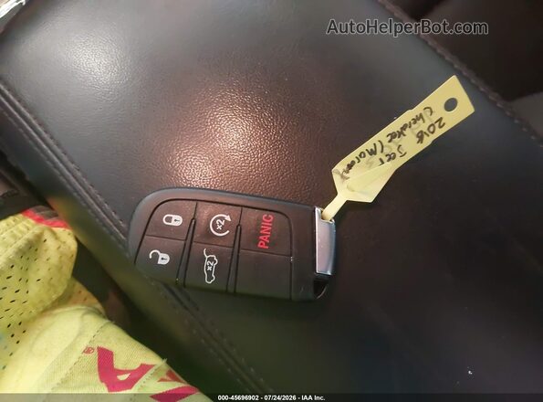 1C4RJFBG8JC402124 2018 JEEP GRAND CHEROKEE Красный Вид панели приборов
