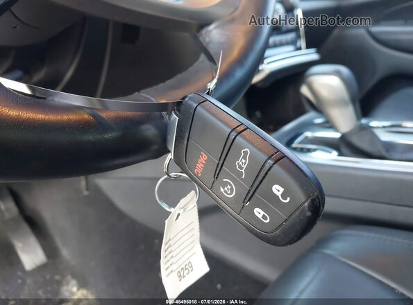 1C4RJFBG8KC613986 2019 JEEP GRAND CHEROKEE White Vista del salpicadero