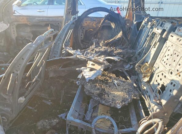1C4RJFBG8LC385683 2020 JEEP GRAND Burn Rear interior view