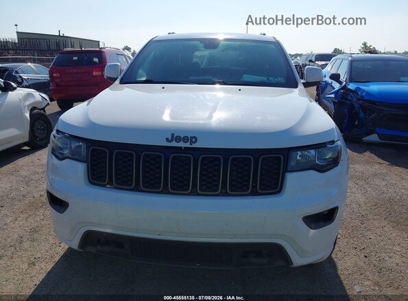 1C4RJFBG9HC615948 2017 JEEP GRAND CHEROKEE White Vista del cuadro de instrumentos