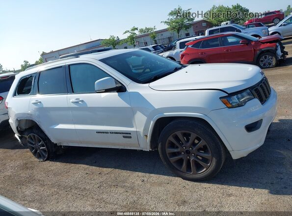 1C4RJFBG9HC615948 2017 JEEP GRAND CHEROKEE White Vista interior trasera