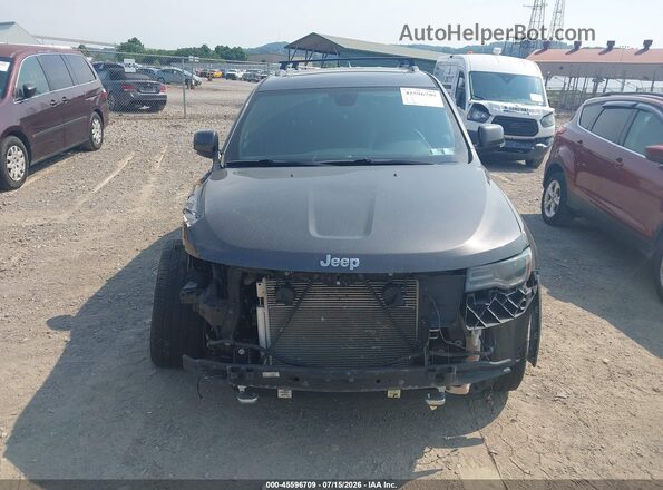 1C4RJFBG9JC219847 2018 JEEP GRAND CHEROKEE Gray Rear interior view