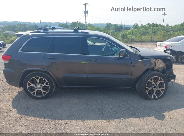1C4RJFBG9JC219847 2018 JEEP GRAND CHEROKEE Gray 360 interior view