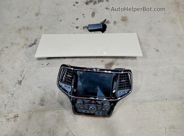 1C4RJFBG9LC110002 2020 JEEP GRAND White Widok naklejki z numerem VIN
