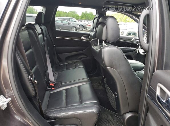 1C4RJFBG9LC178087 2020 JEEP GRAND Gray Rear interior view