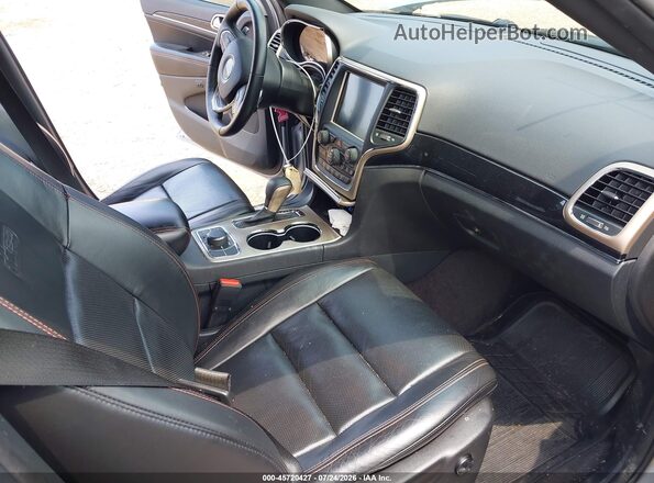 1C4RJFBGXGC405910 2016 JEEP GRAND CHEROKEE Серебряный Вид салона спереди