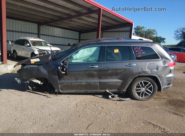 1C4RJFBGXHC787020 2017 JEEP GRAND CHEROKEE Gray Rear interior view