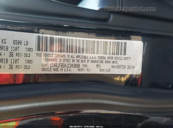 1C4RJFBGXJC343898 2018 JEEP GRAND CHEROKEE Black Engine compartment view