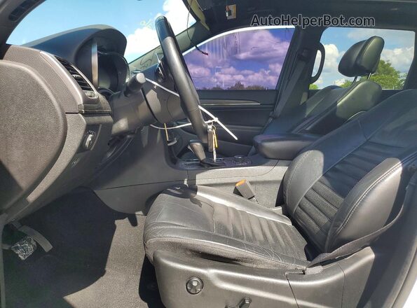 1C4RJFBGXKC660520 2019 JEEP GRAND White Вид салону спереду