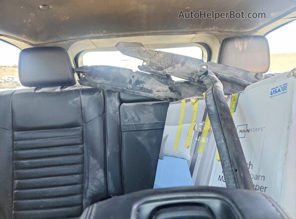1C4RJFBT4JC227450 2018 JEEP GRAND White უკანა სავარძლების ხედი