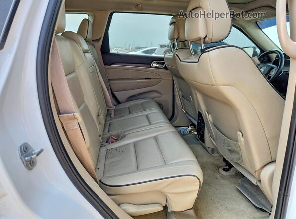 1C4RJFCG1GC337768 2016 JEEP GRAND White Widok tylnych siedzeń
