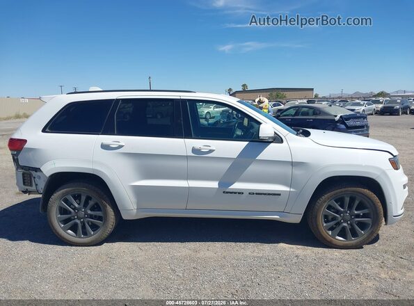 1C4RJFCG1JC477701 2018 JEEP GRAND CHEROKEE White Панорамний вид салону 360°