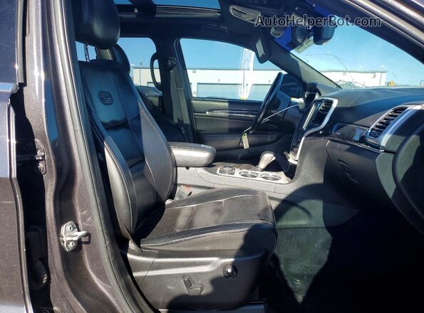 1C4RJFCG4JC135725 2018 JEEP GRAND Угольный Вид салона спереди