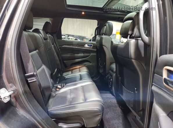 1C4RJFCT2HC835640 2017 JEEP GRAND Gray Rear interior view