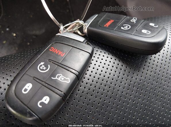 1C4RJFCT7MC533965 2021 JEEP GRAND CHEROKEE White Widok deski rozdzielczej