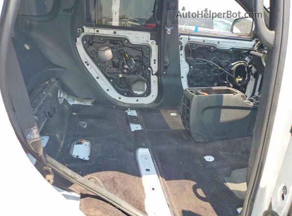 1C4RJFDJ6HC738387 2017 JEEP GRAND White Rear interior view