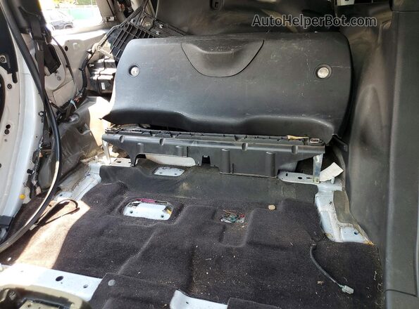 1C4RJFDJ6HC738387 2017 JEEP GRAND White Rear seats view