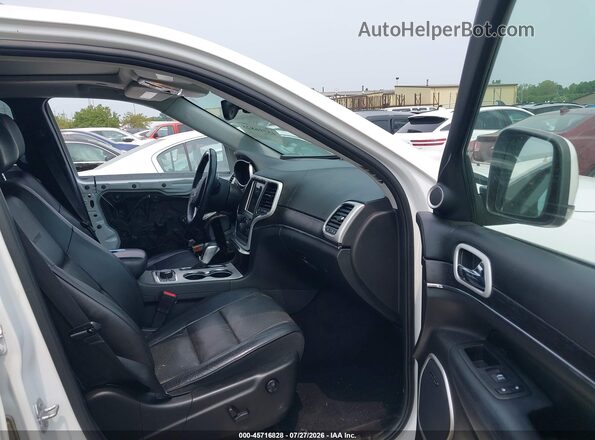 1C4RJFJG2JC227628 2018 JEEP GRAND CHEROKEE White Սալոնի դիմացի տեսք