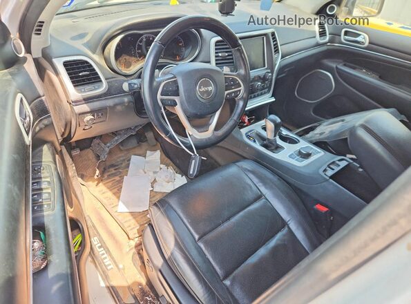 1C4RJFJG5JC387650 2018 JEEP GRAND White Вид панелі приладів