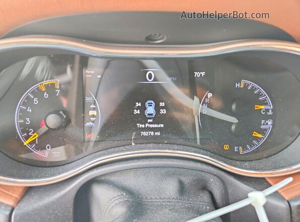1C4RJFJT7HC879975 2017 JEEP GRAND White Vista del cuadro de instrumentos