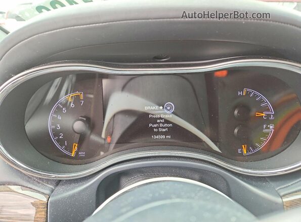1C4RJFJT8HC828811 2017 JEEP GRAND Red ხელსაწყოთა პანელის ხედი