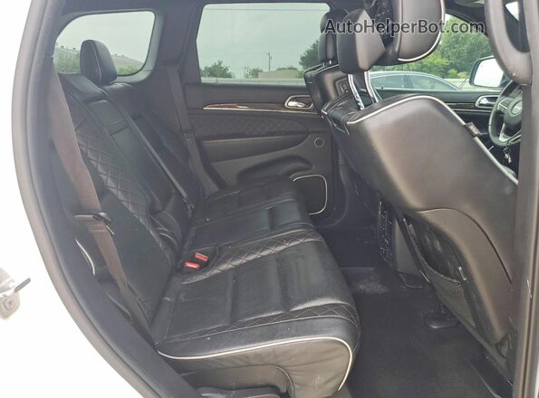 1C4RJFJT8KC705307 2019 JEEP GRAND White Rear interior view